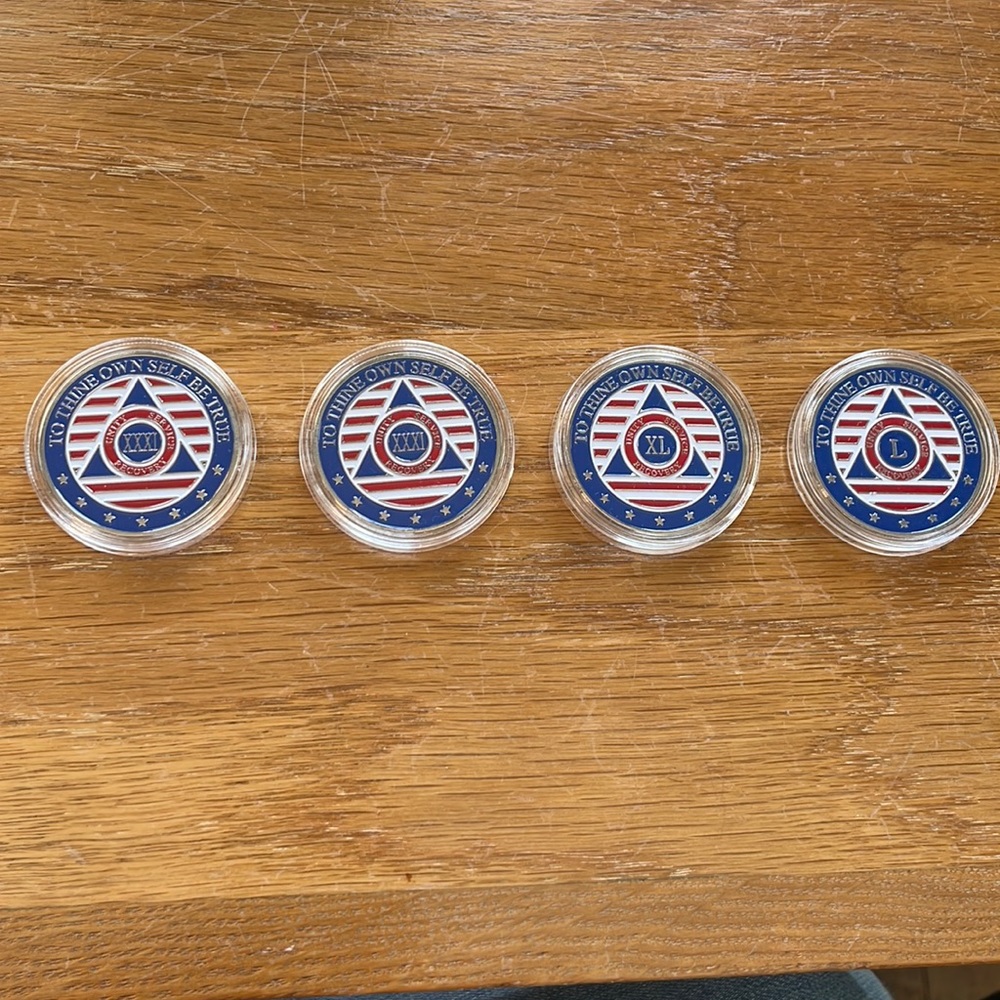 Alcoholics Anonymous Chip 7th Step Prayer on Back w/Coin Capsule